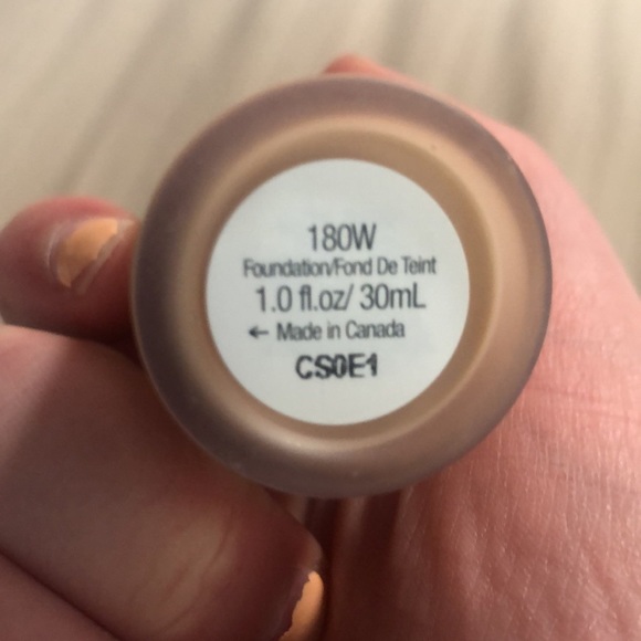 Rare beauty liquid foundation - Picture 2 of 3